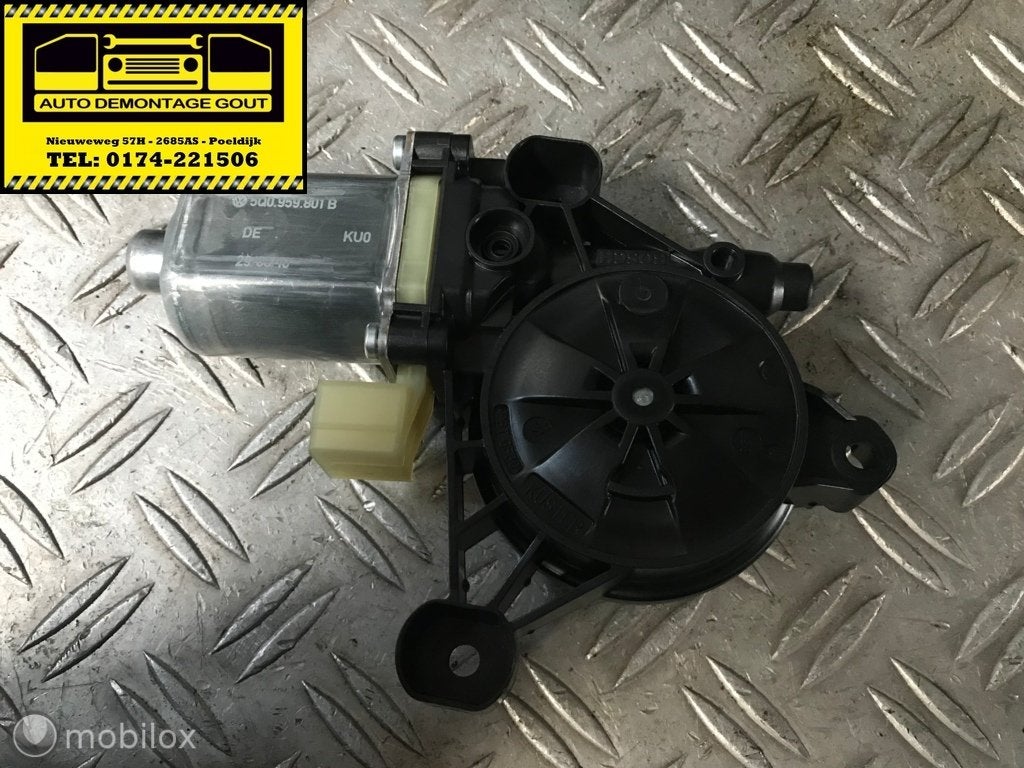 Audi TT 8S ('14-'18)Raammotor Rechts 5Q0959801B, Audi, Gebruikt