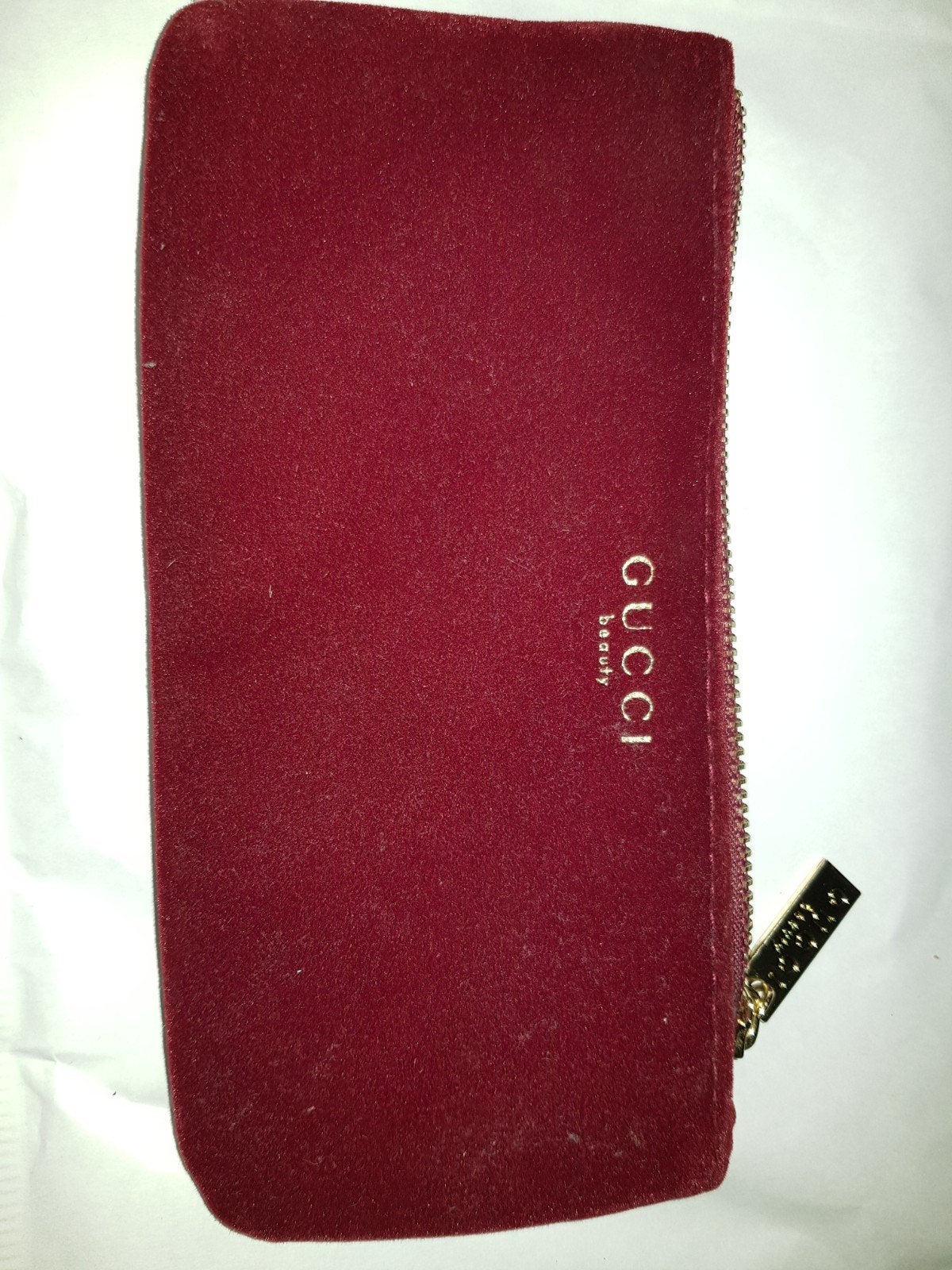 Gucci Beauty Rood Fluwelen Etui - Uitstekende Staat, Ophalen of Verzenden, Zo goed als nieuw, Rood, Dame