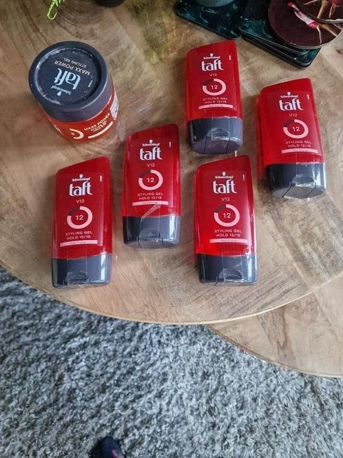 Schwarzkopf Taft Styling Gel V12 & Maxx Power - Set, Ophalen of Verzenden, Nieuw, Gel, Wax, Haarlak of Mousse
