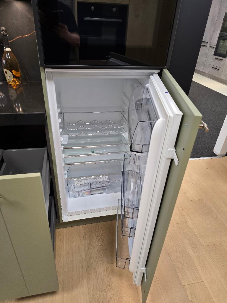NIEUW showmodel Piet Boon stijl groene keuken Pure, Ophalen, Nieuw, Kunststof, Enkelwandige keuken