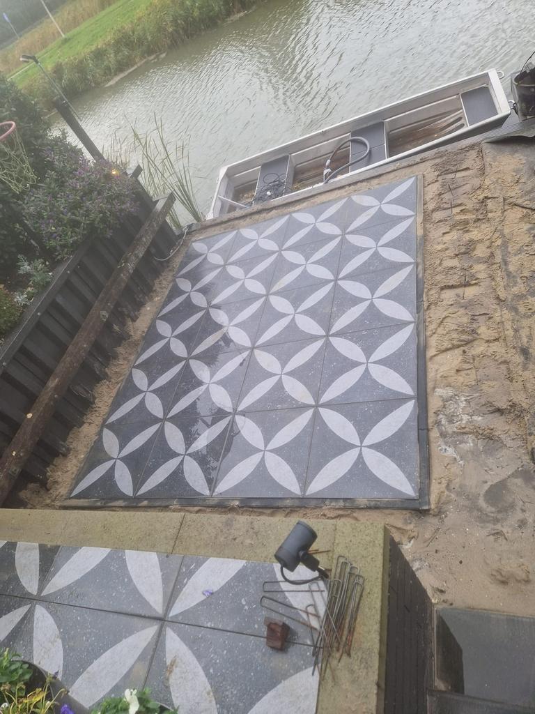 Stratenmaker aangeboden/gezocht, Ophalen of Verzenden, Zo goed als nieuw, Beton, Terrastegels