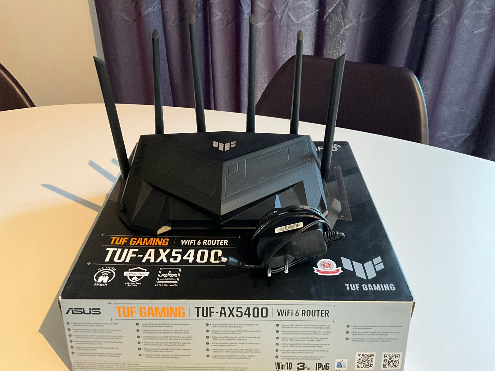 Asus TUF - AX 5400 router, Computers en Software, Routers en Modems, Zo goed als nieuw, Ophalen of Verzenden