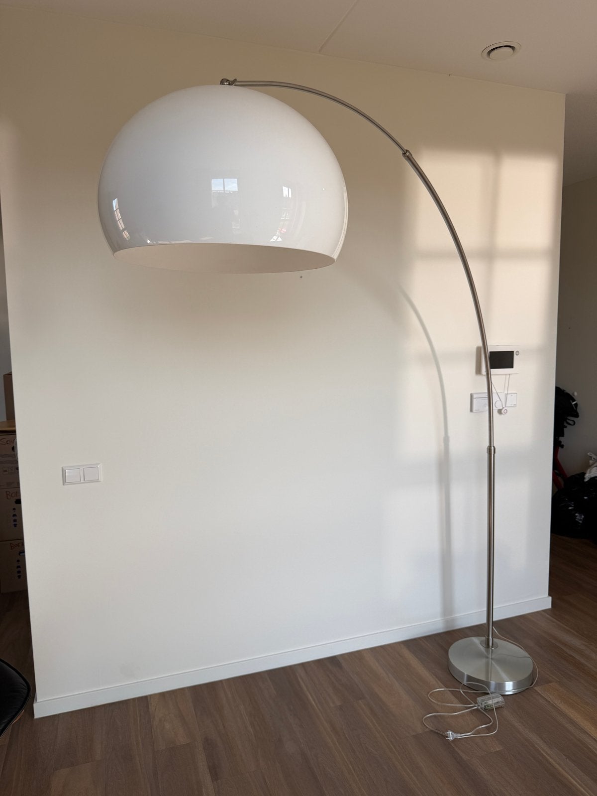 Lumidora booglamp met verstelbare paal en grote kap, Huis en Inrichting, Lampen | Vloerlampen, Ophalen, Gebruikt, Metaal, 150 tot 200 cm