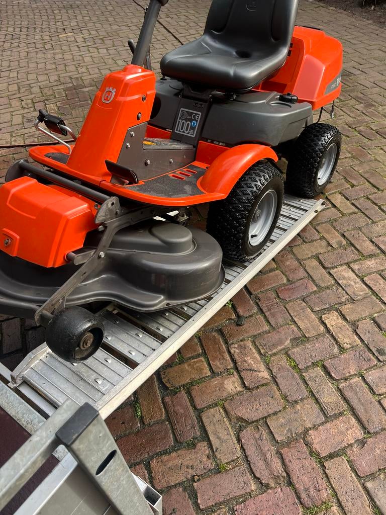Husqvarna Rider R15C, Tuin en Terras, Zitmaaiers, Ophalen, Gebruikt, Mulchfunctie, 90 tot 120 cm