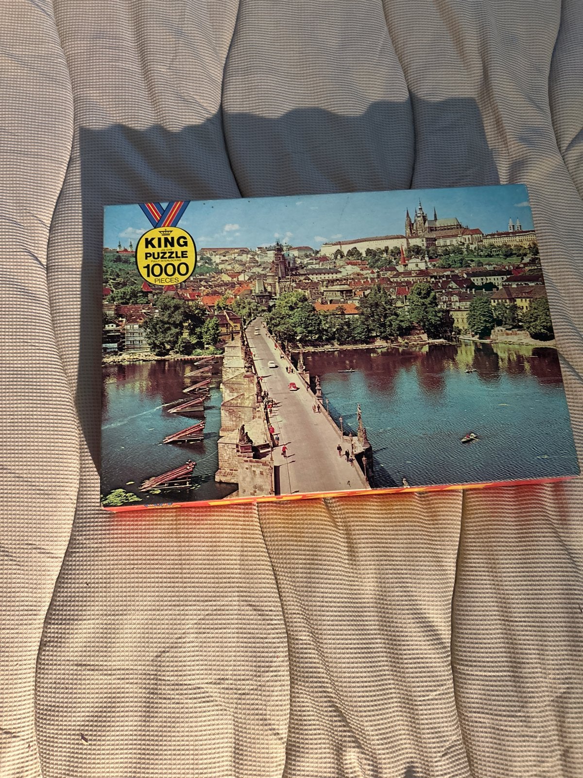 King Legpuzzel 1000 stukjes Praag Karelsbrug, Ophalen of Verzenden, 500 t/m 1500 stukjes, Gebruikt, Legpuzzel
