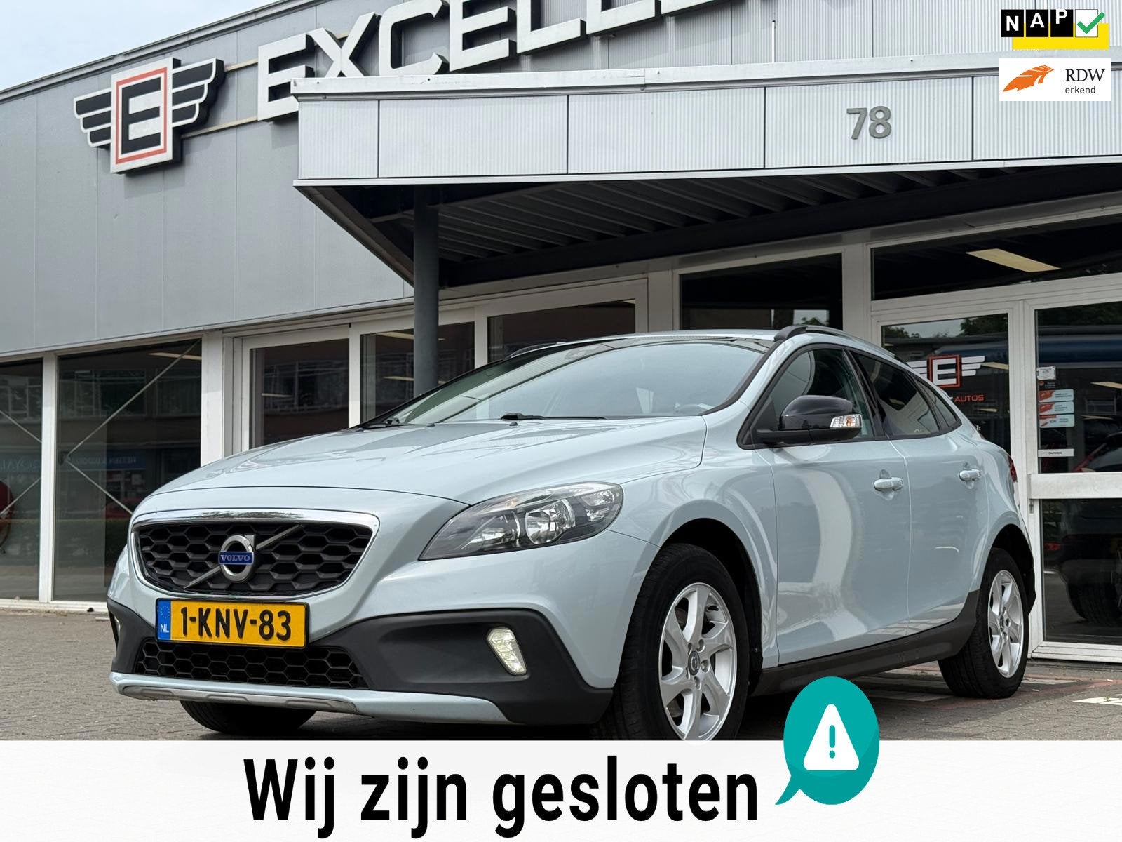Volvo V40 Cross Country 1.6 D2 Kinetic - Navigatie, Auto's, Volvo, Voorwielaandrijving, Euro 5, Stof, Gebruikt