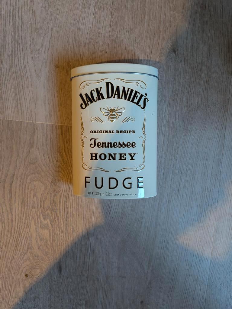 Jack Daniel’s Tennessee Honey Fudge Verzamelblik, Verzamelen, Ophalen of Verzenden, Zo goed als nieuw, Verpakking