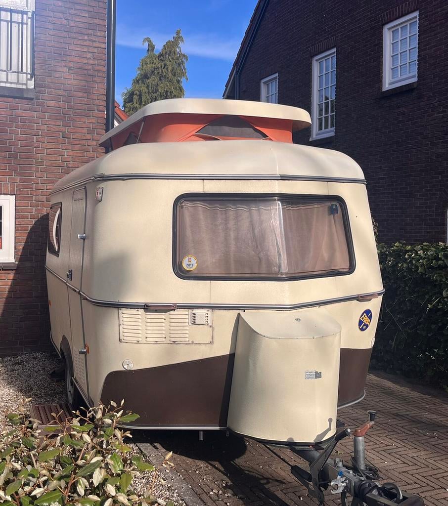 Eriba Pan Familia incl. voortent, Caravans en Kamperen, Standaardzit, Tot en met 2, Dwarsbed, Particulier