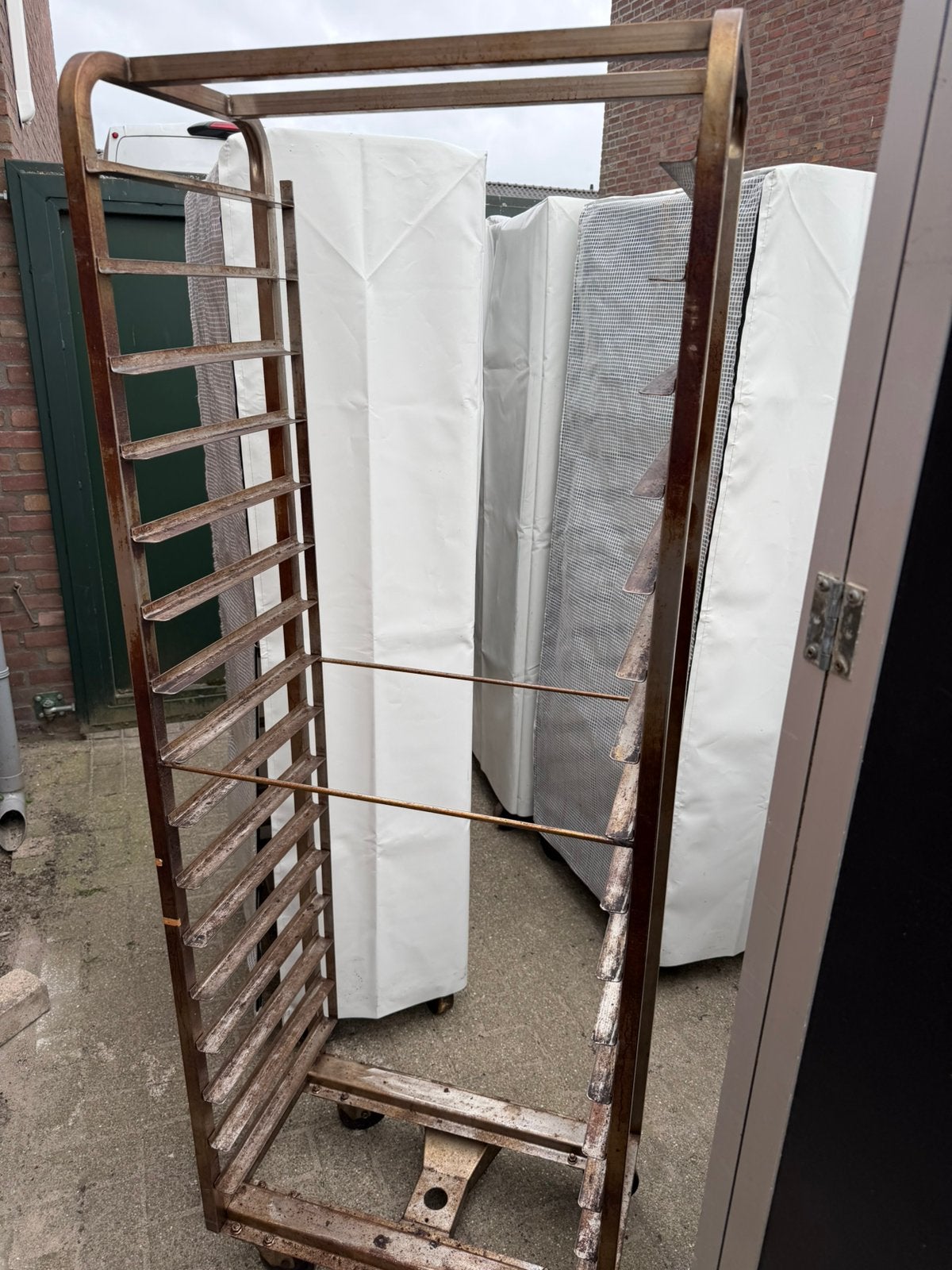 Vier rvs brood karen voor oven te koop, Ophalen