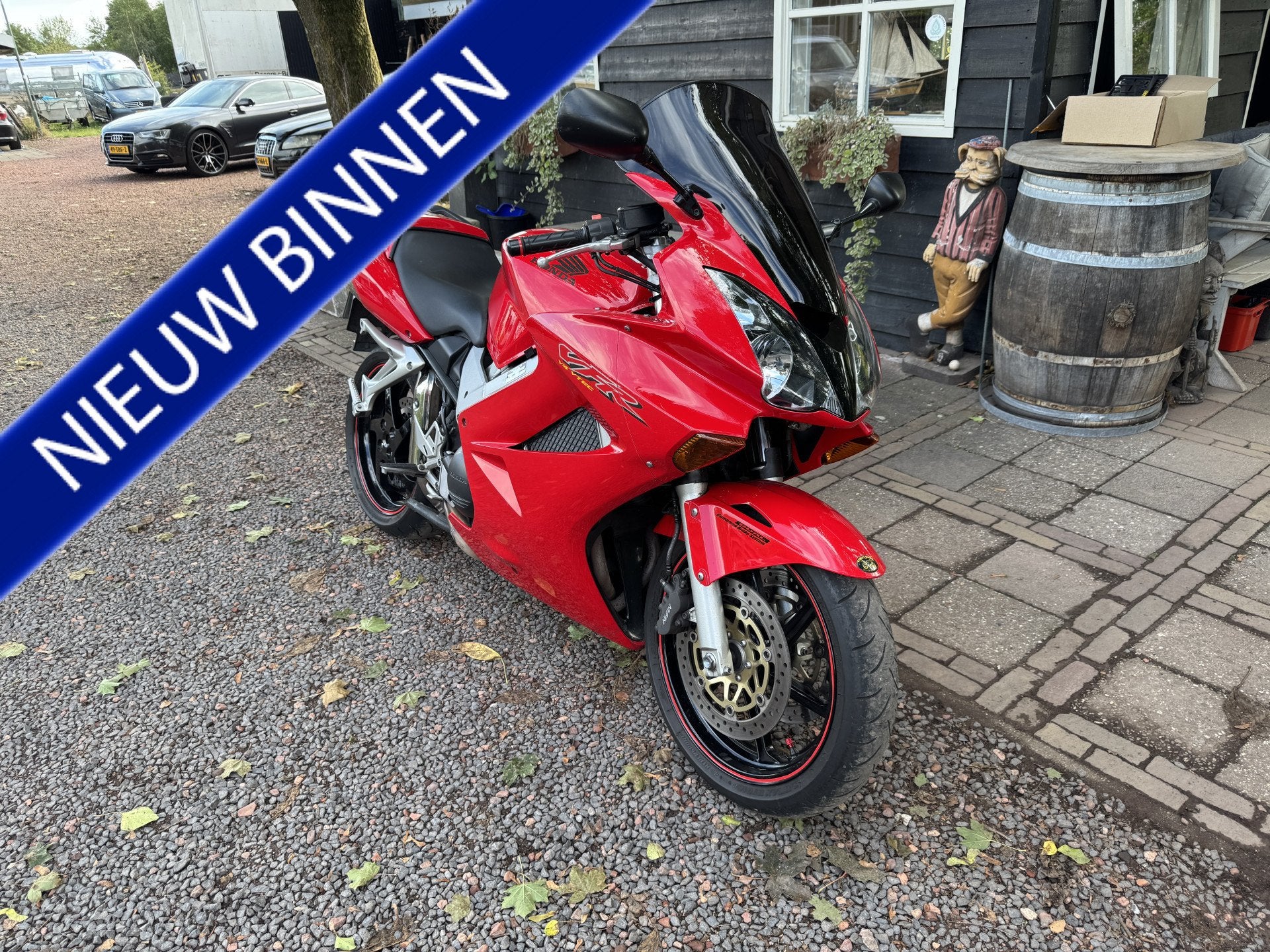 Honda VFR 800FI (bj 2002), Bedrijf, Info@advandermeer.nl, Meer dan 35 kW, Birkstraat 124
3768HM  SOEST, NL