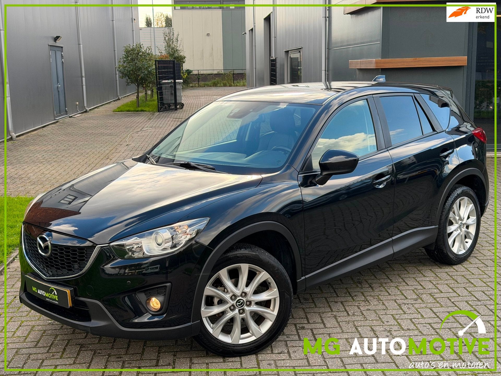 Mazda CX-5 2.0 SkyActiv 4WD AWD | Leder | Bose | PDC | Navi, Auto's, 15 km/l, Zwart, Leder, Bedrijf