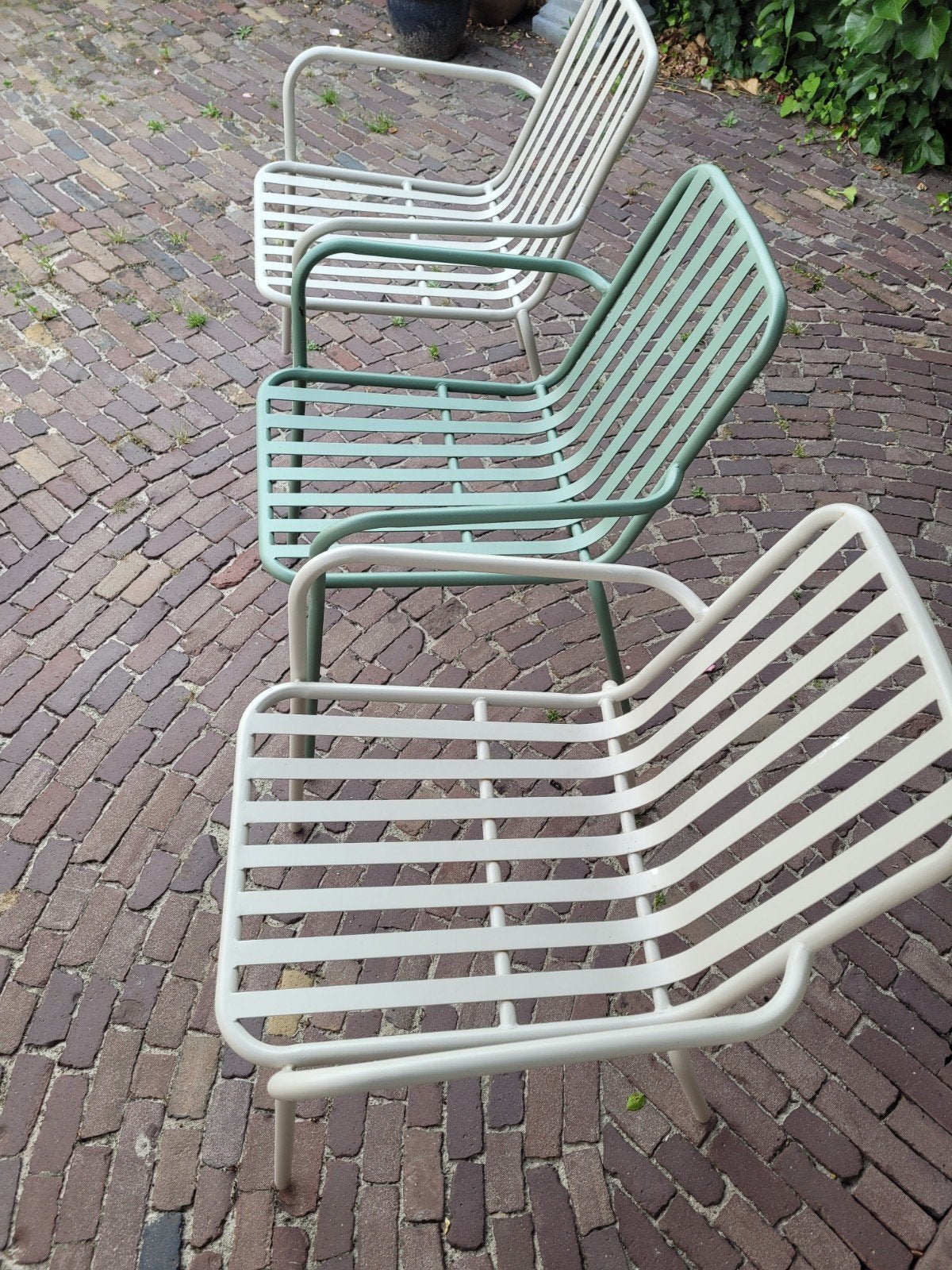 Set van 3 metalen tuinstoelen - groen en beige, Ophalen, Gebruikt, Metaal, Stapelbaar