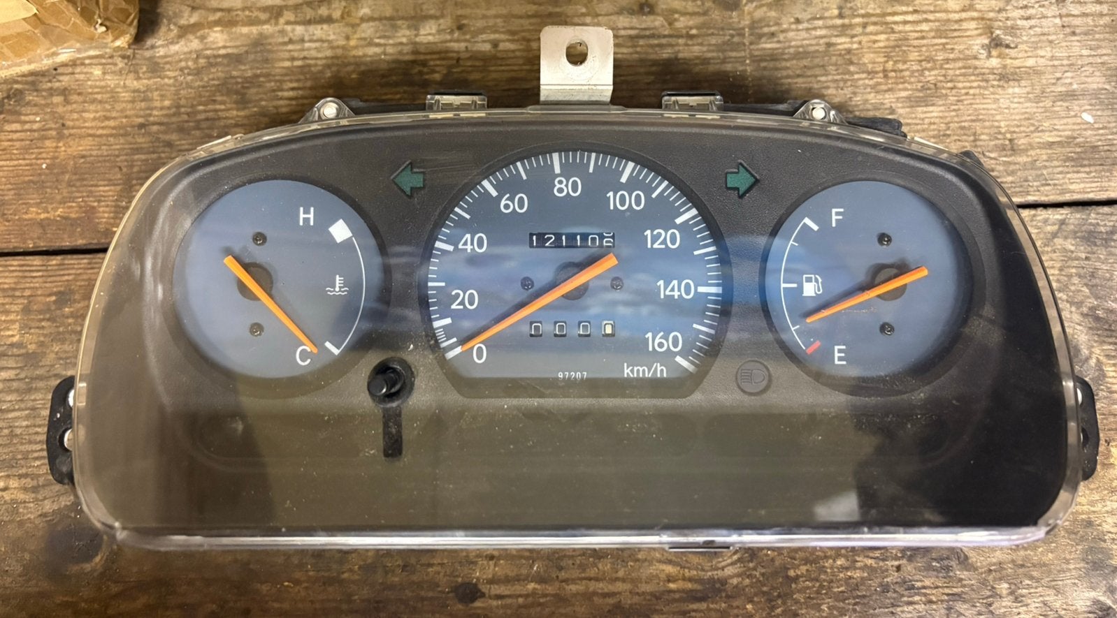 Daihatsu Cuore Dashboard unit /  Tellerkap unit, Verzenden, Overige typen