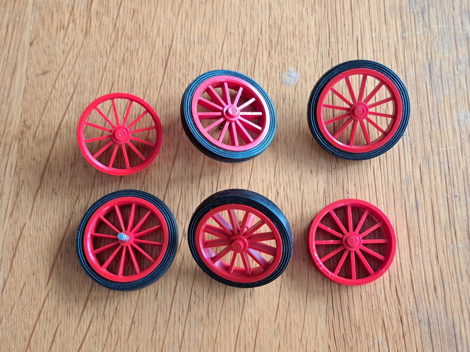 6 oude Lego wielen, Ophalen of Verzenden, Gebruikt, Losse stenen, Lego