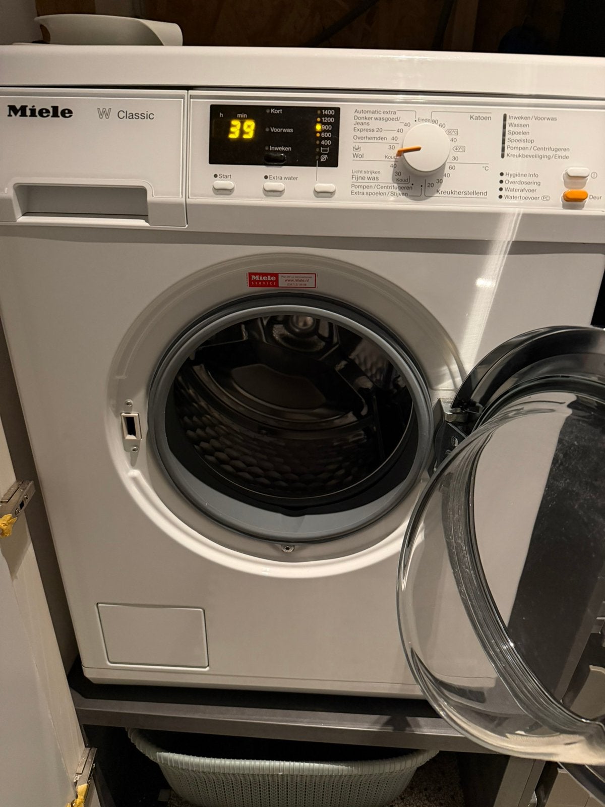 Miele W Classic Wasmachine, Witgoed en Apparatuur, Ophalen, Gebruikt, 85 tot 90 cm, 1200 tot 1600 toeren