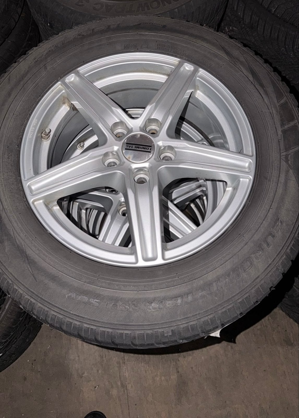Set van 4 winterbanden met velgen - 215/65R16 98H, Ophalen, 16 inch, Banden en Velgen, Winterbanden