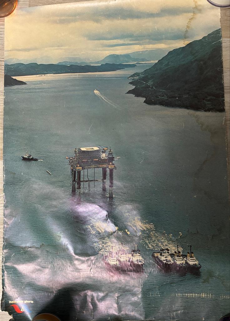Vintage poster: Olieplatform op zee, Hollands Glorie, Verzamelen, Posters, Ophalen, A1 t/m A3, Overige onderwerpen, Rechthoekig Staand