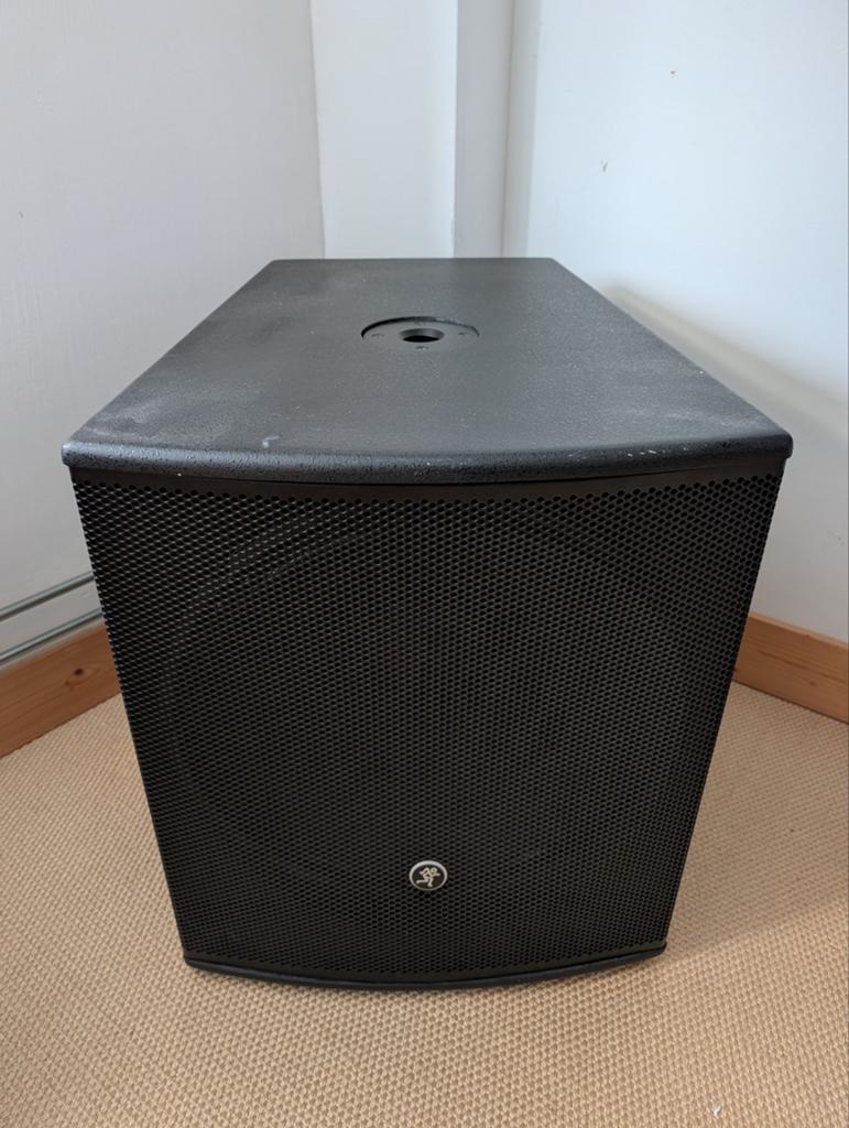 Mackie SRM1801 Actieve Subwoofer - Krachtige Bas, Audio, Tv en Foto, Luidsprekers, Gebruikt, Subwoofer, 120 watt of meer, Ophalen