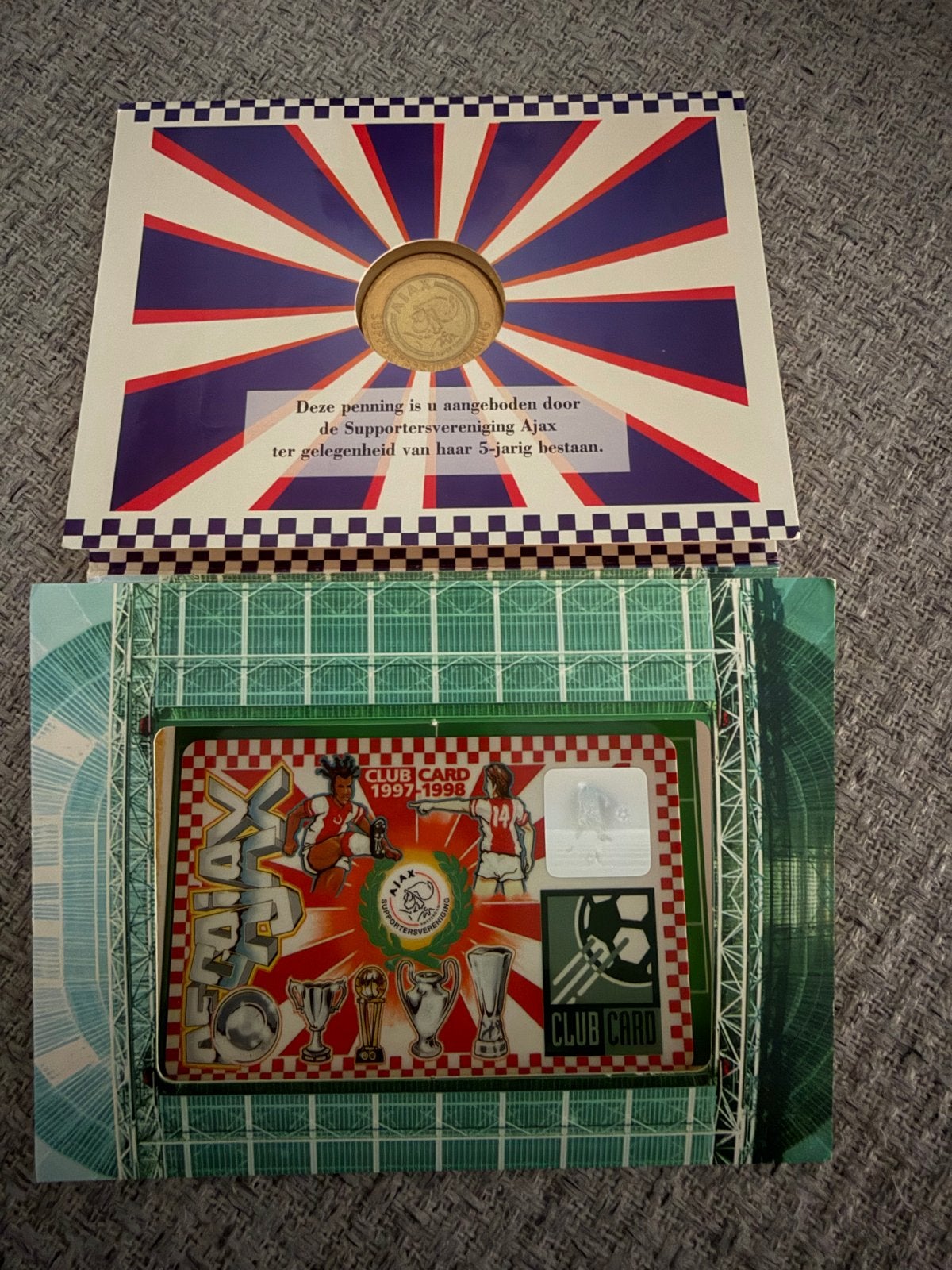 Ajax Supportersvereniging Penning en Club Card 1997-1998, Ophalen of Verzenden, Overige materialen, Nederland