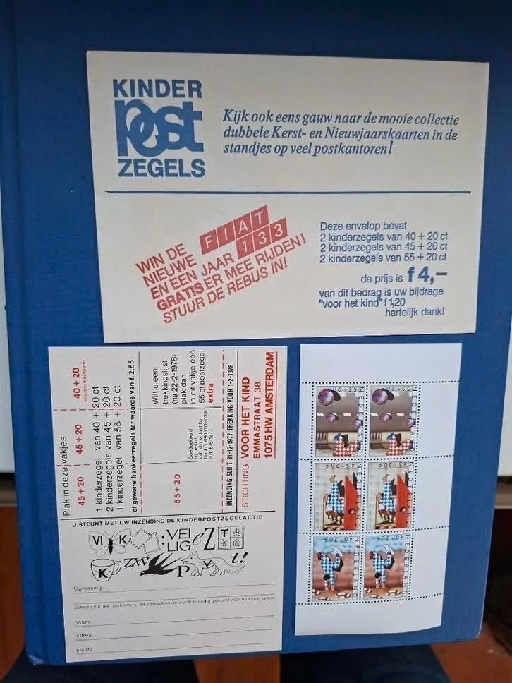 Postzegel NL 1977 PF Blok Kinderzegels in mapje 11-08, Ophalen of Verzenden, Na 1940, Postfris