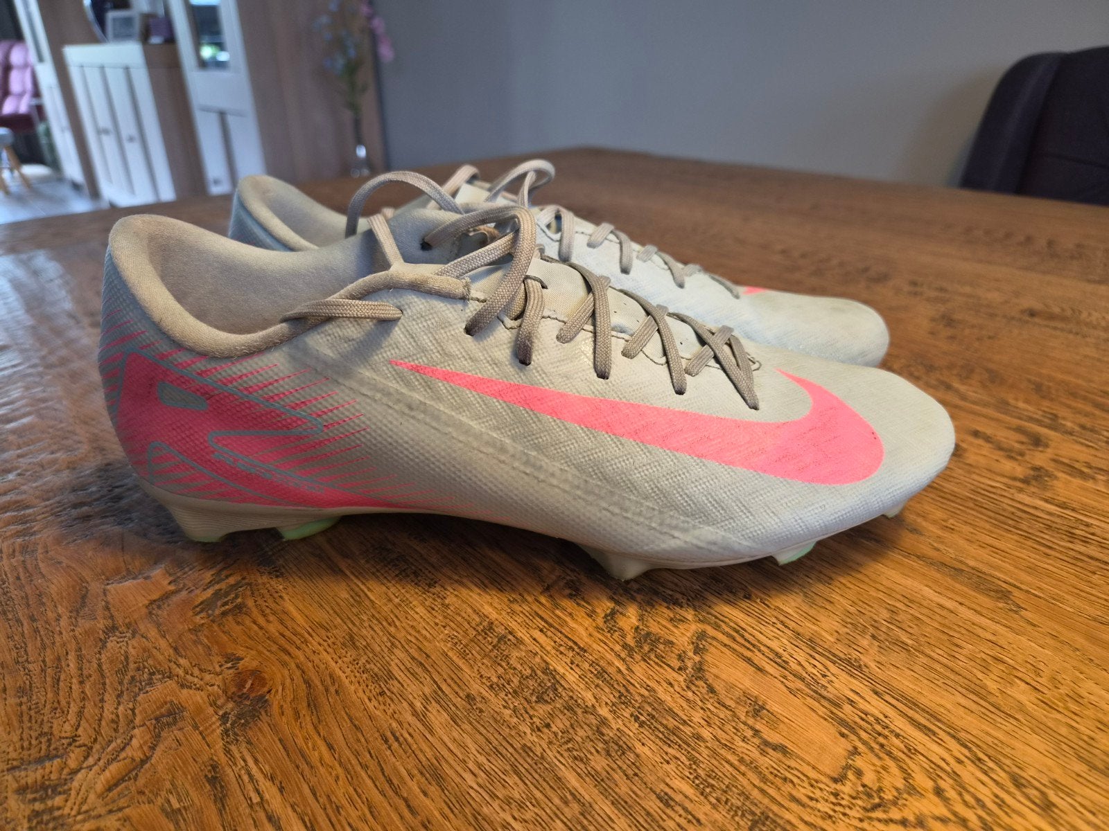 voetbalschoenen Nike Zoom Vapor 16 Academy FG/MG. Maat 43., Ophalen of Verzenden, Zo goed als nieuw, Schoenen