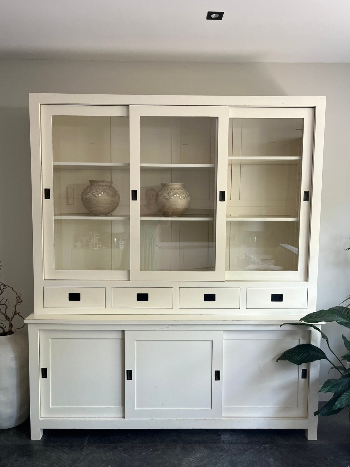Mooie witte eikenhouten buffetkast van de Troubadour, Ophalen, Gebruikt, Met deur(en), 200 cm of meer