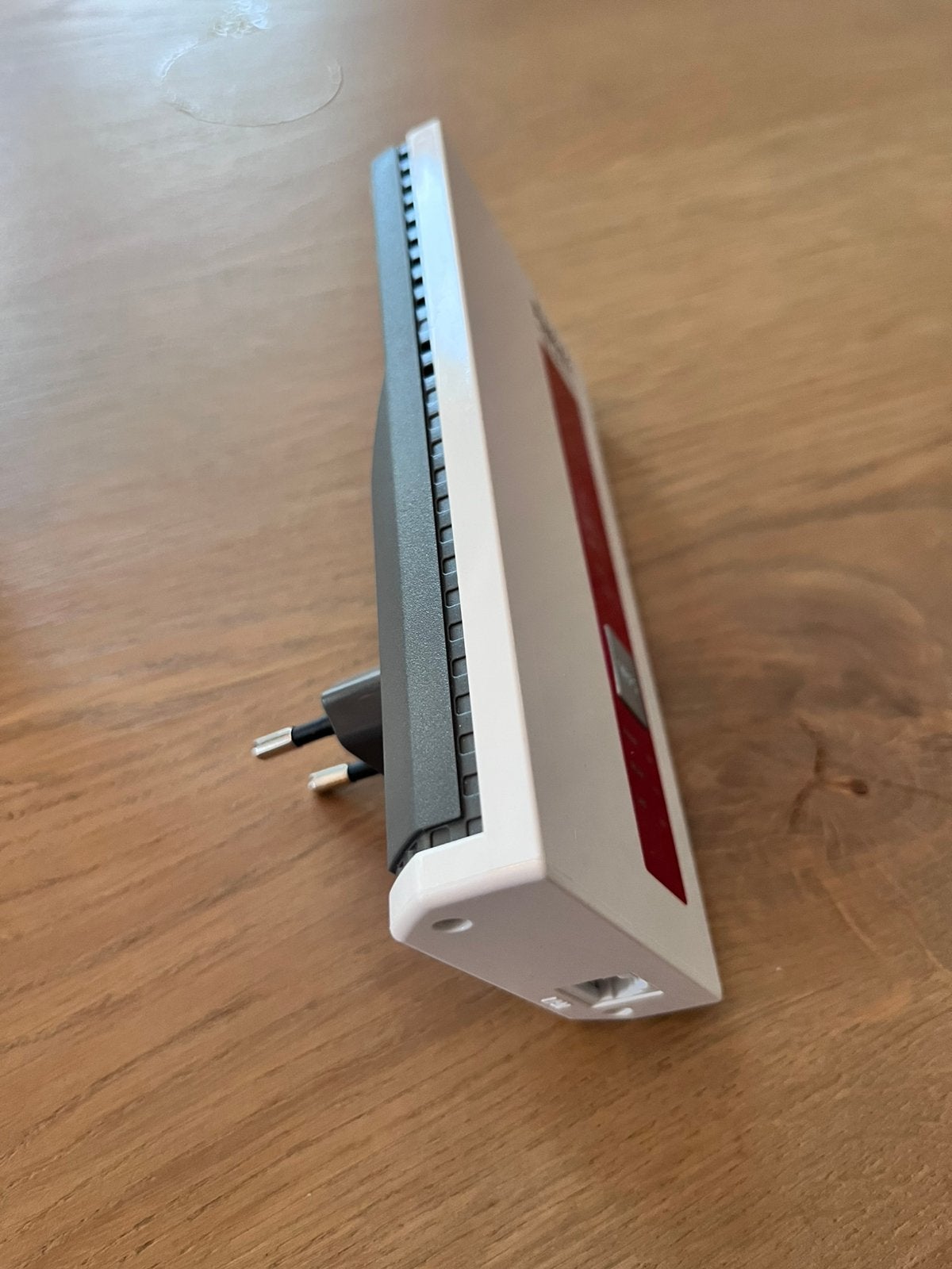 Foto 5 van FRITZ! Wlan repeater 1750E, goede staat 2x los/samen te koop