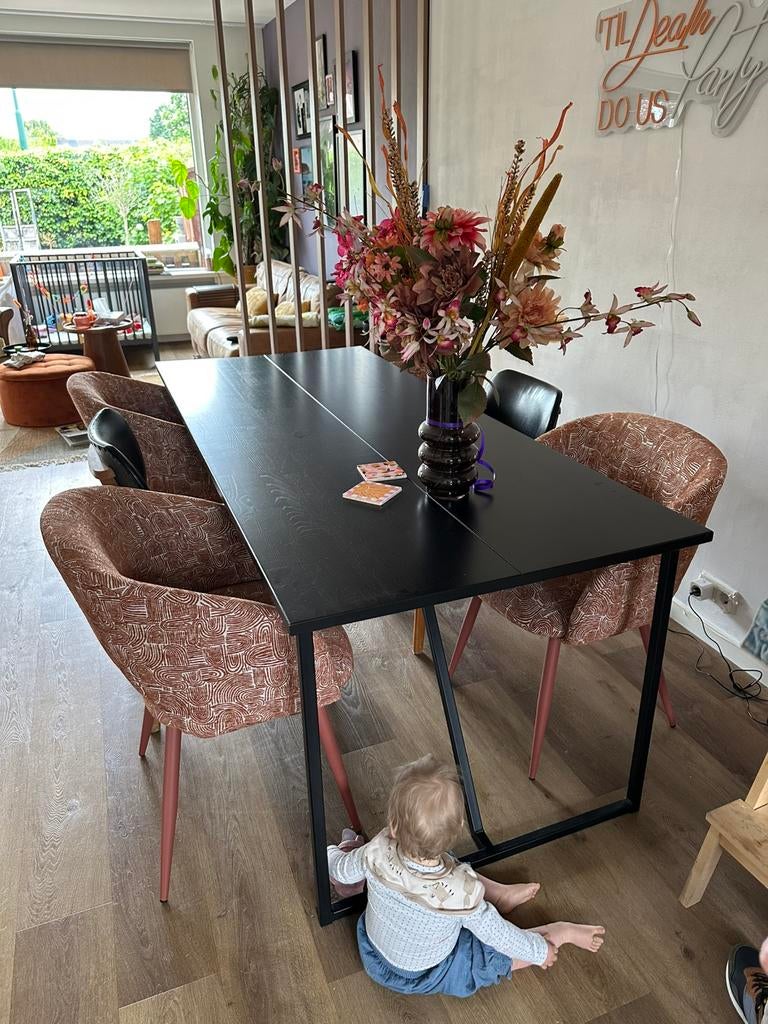 Zwarte eettafel 200cm x 85cm, Gebruikt, 50 tot 100 cm, Vijf personen of meer, Modern industrieel