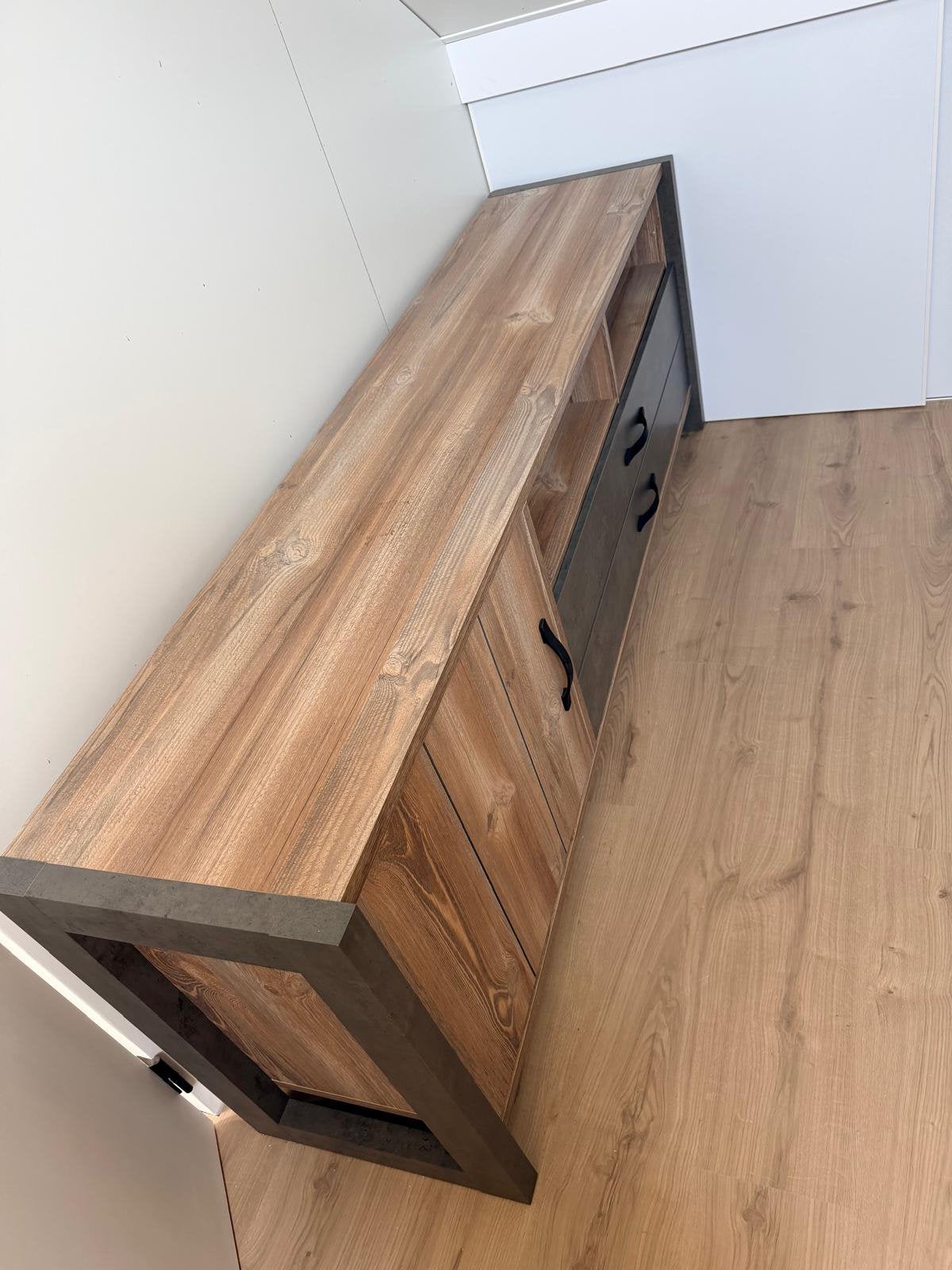 Industrieel tv-meubel + vitrinekast / buffetkast, Huis en Inrichting, Ophalen, Overige materialen, 50 tot 100 cm, Zo goed als nieuw
