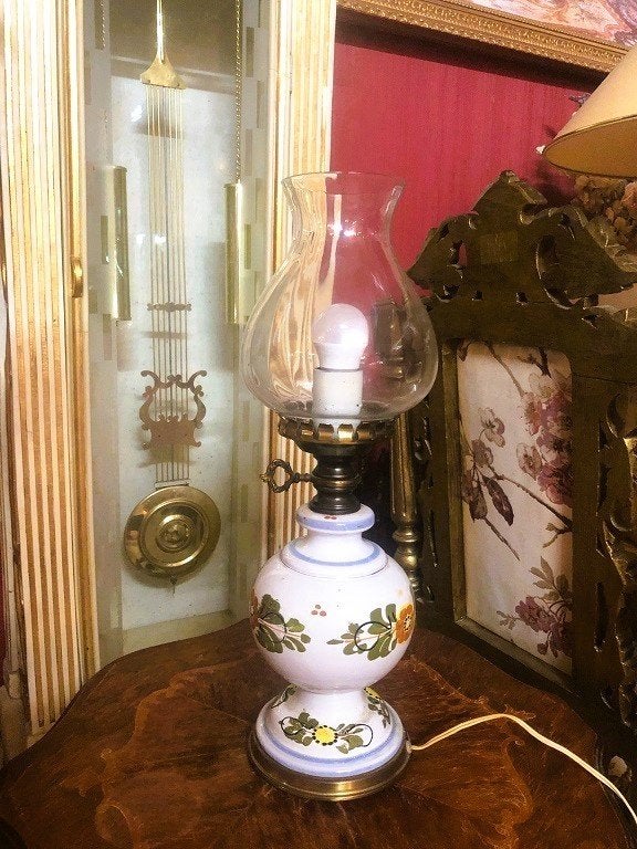 Brocante olielamp - tafellamp - elektrische olie lamp antiek