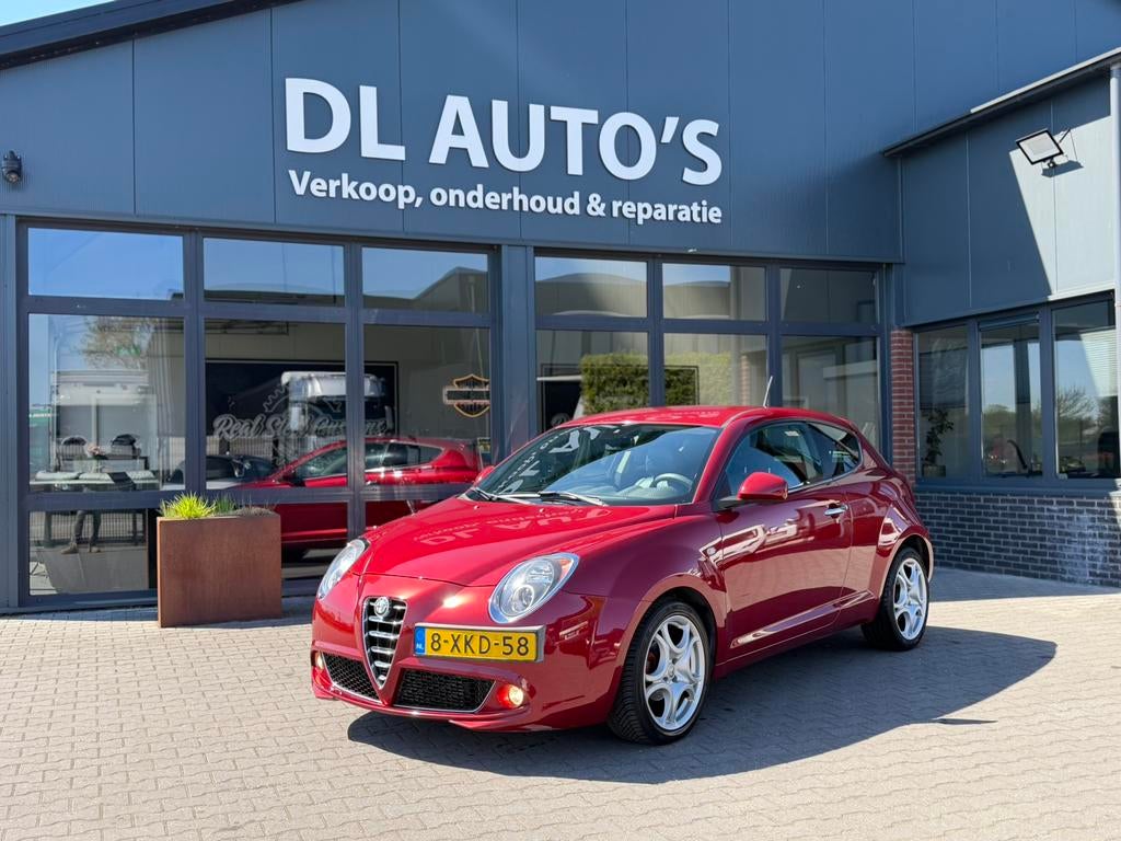 Alfa Romeo MiTo 0.9 Turbo Twinair 2014 Rood, Auto's, Voorwielaandrijving, Euro 5, Zwart, 49 €/maand
