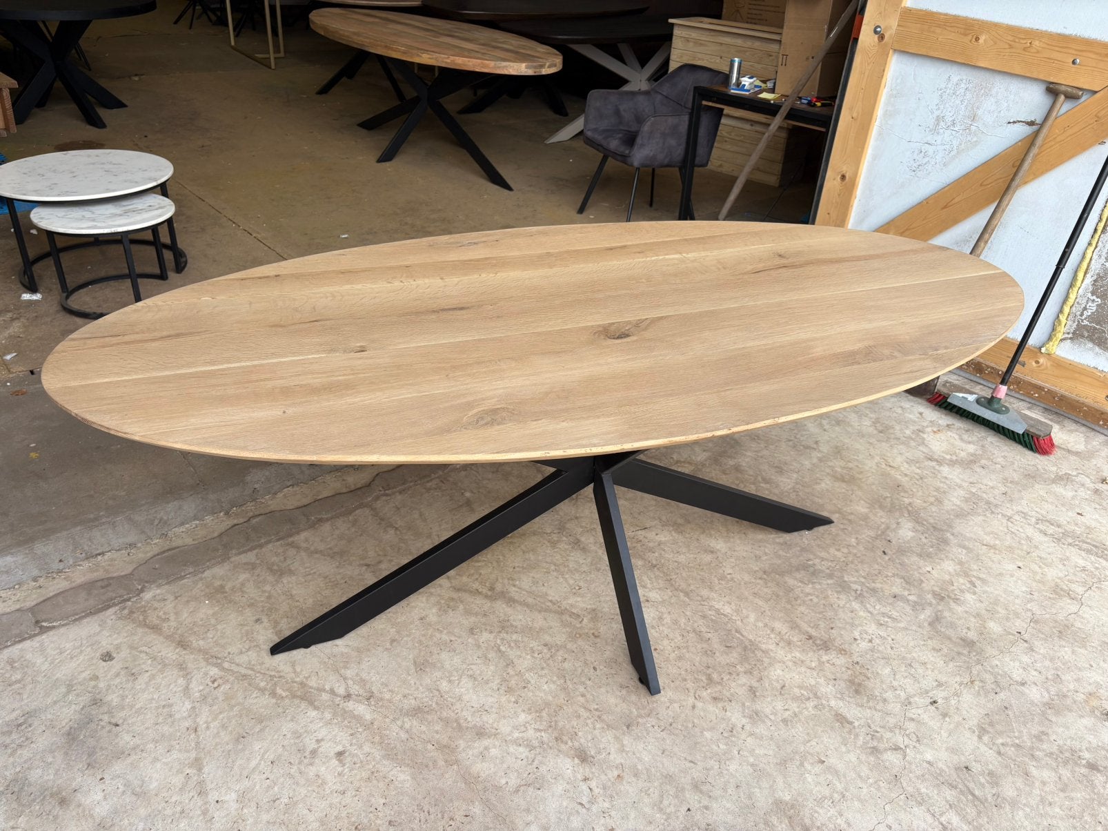 Ferris Eettafel – Ovaal 210 cm, Ophalen, Nieuw, Ovaal, 200 cm of meer