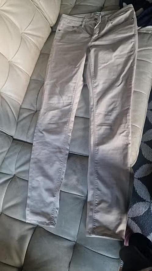 Crèmekleurige Nickjean jeans maat 38, Overige kleuren, Ophalen of Verzenden, W30 - W32 (confectie 38/40), Gedragen