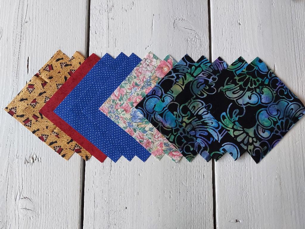 13 Vierkantjes van quiltstof - 12x12 cm, Overige kleuren, Nieuw, Ophalen of Verzenden, 30 tot 120 cm