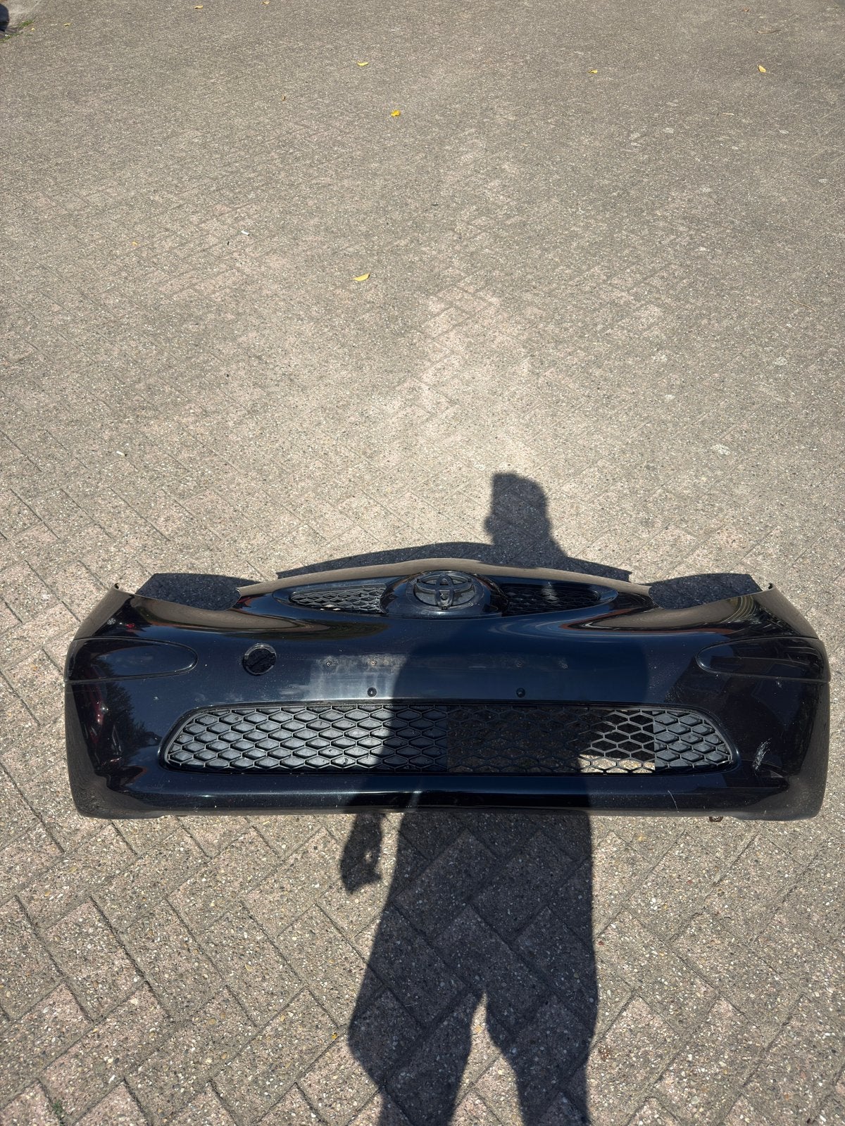Metallic Zwart Toyota Aygo Voorbumper, Gebruikt, Voor, Ophalen of Verzenden, Toyota