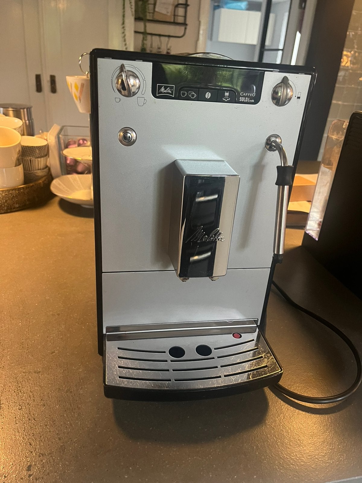 Melitta caffee solo met melkfunctie, Witgoed en Apparatuur, Koffiezetapparaten, Ophalen, Zo goed als nieuw, Koffiemachine