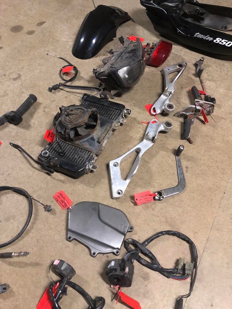 Yamaha TDM 850 1996-2001 Diverse onderdelen, Motoren, Gebruikt, ., Ophalen of Verzenden, .