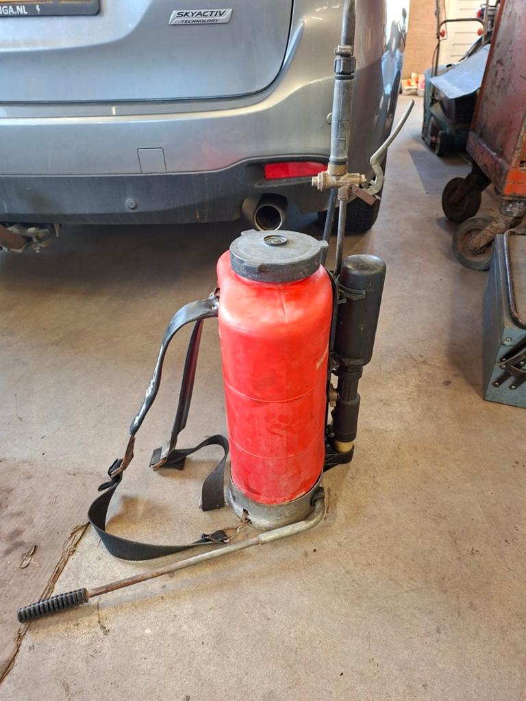 Tk nette Birchmeier iris rugspuit gifspuit spuit 15liter., Ophalen, Gebruikt