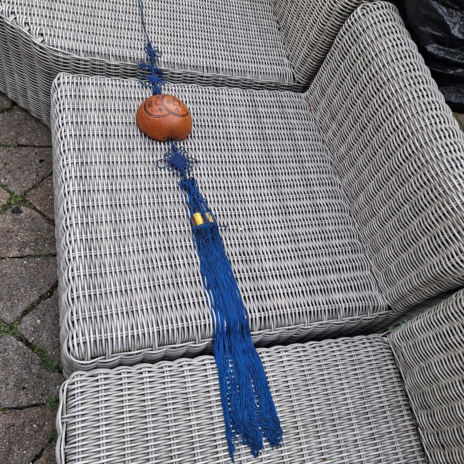 Decoratieve kalebas met Chinese munten en kwast, Huis en Inrichting, Meerkleurig, Ophalen of Verzenden, Natuurlijk materiaal, Oosters