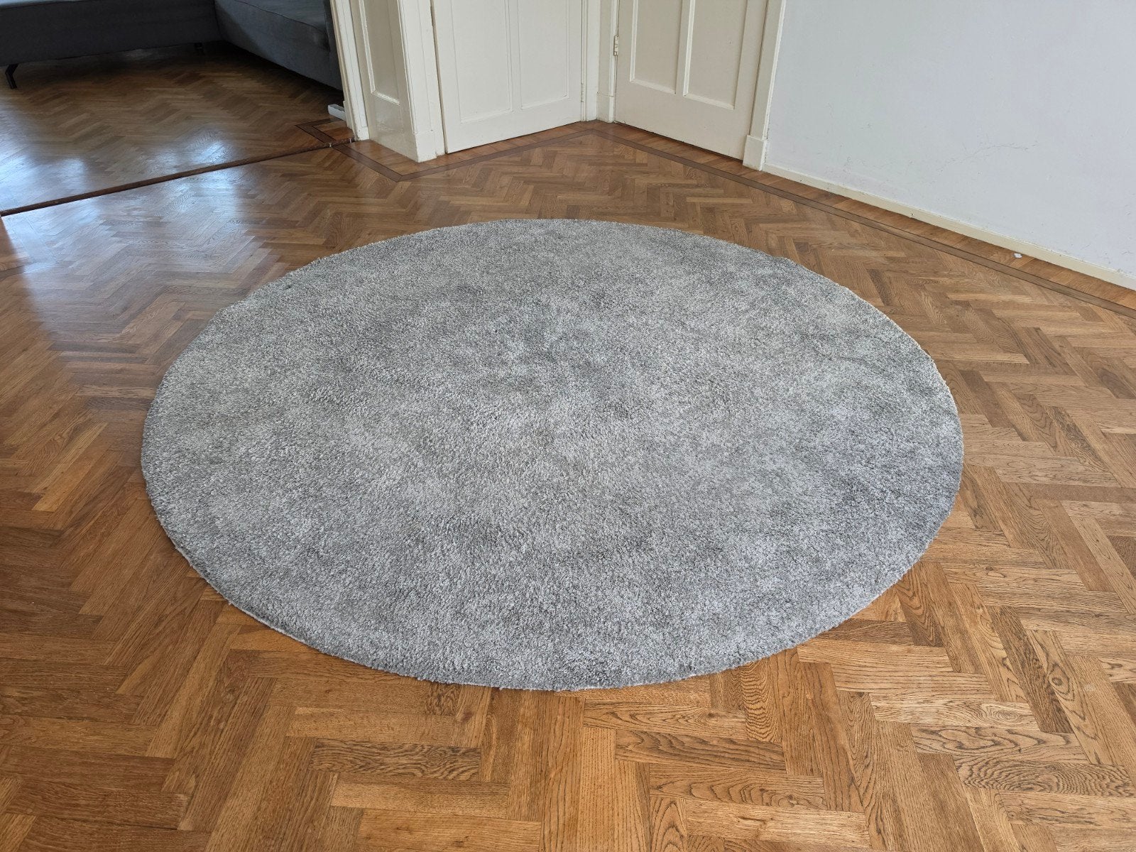 Gratis: Rond grijs IKEA Stoense vloerkleed (195 cm), Ophalen, Gebruikt, 150 tot 200 cm, Rond