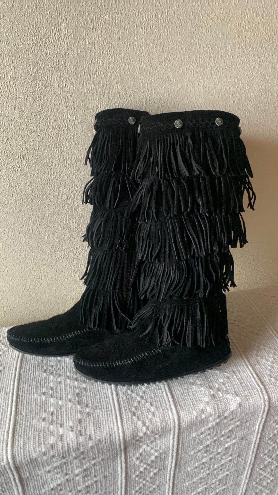 Hoge zwarte suede Minnetonka laarzen met franje 38, Ophalen of Verzenden, Zo goed als nieuw