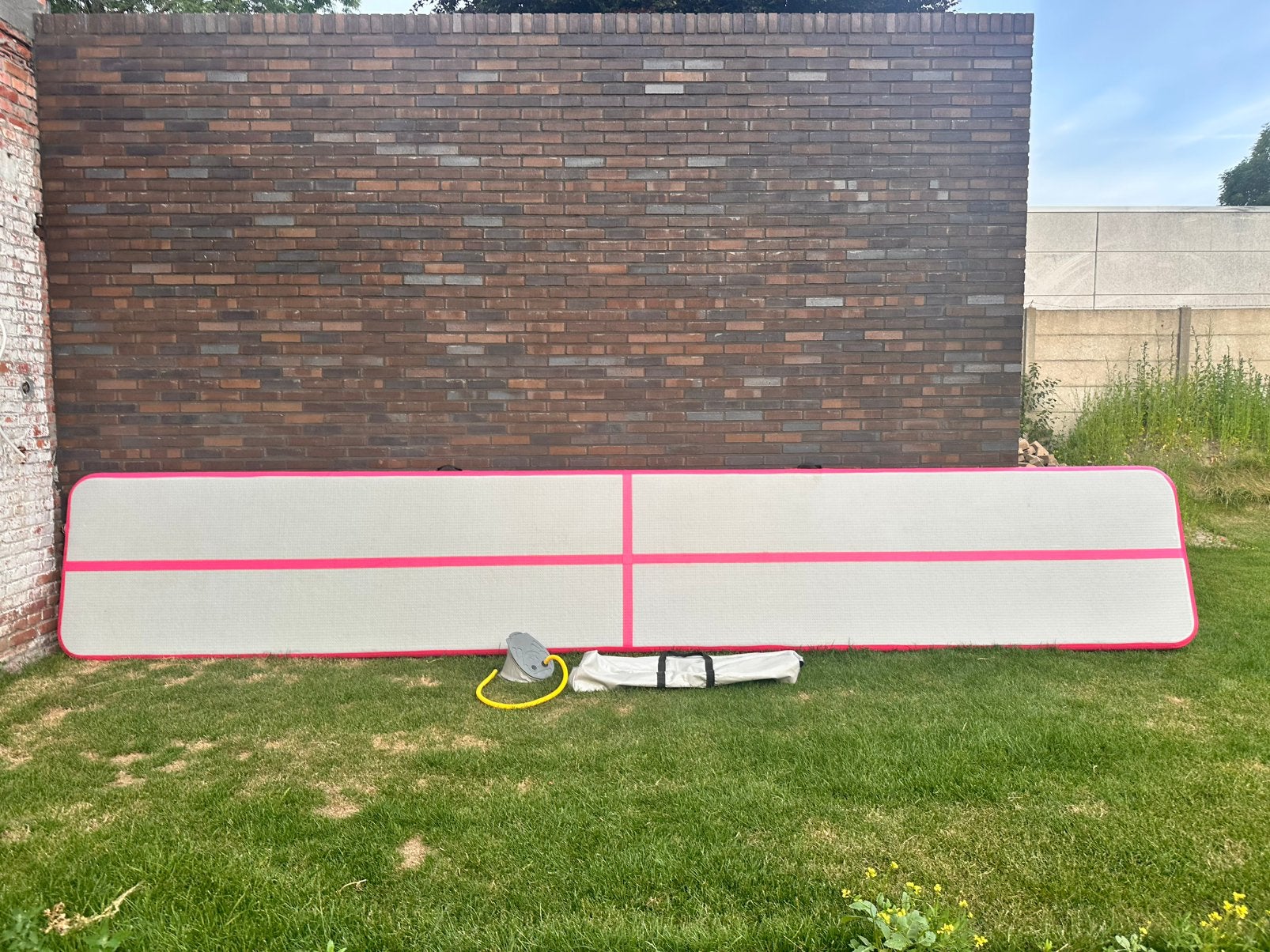 Airtrack 5 meter roze met pomp en draagtas, Materiaal, Zo goed als nieuw, Roze, Kindermaat 122 t/m 140
