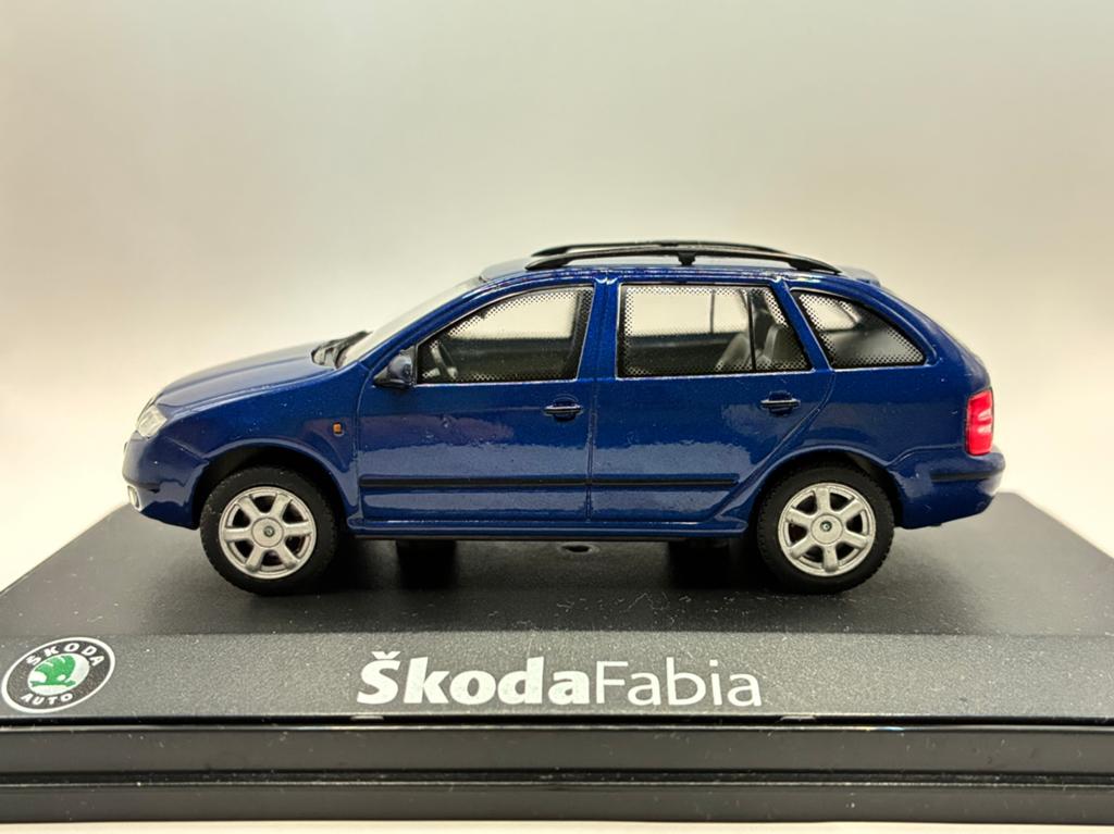 Skoda Fabia Combi MK1 (Type 6Y) 2000 - Abrex, Ophalen of Verzenden, Zo goed als nieuw, Auto, Overige merken