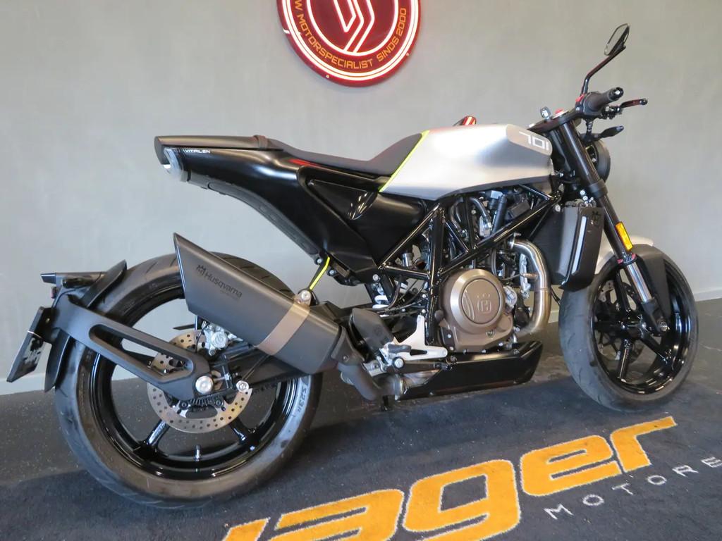 Husqvarna HUSQVARNA VITPILEN 701 TOPSTAAT! € 6.450,00, 768 cc, Bedrijf, Naked bike