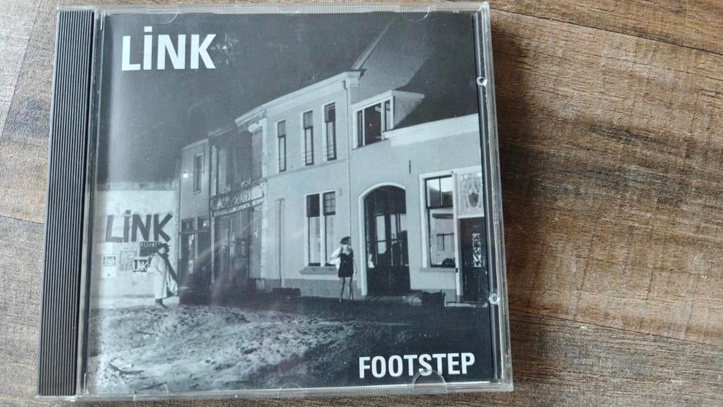 Link - Footstep, Ophalen of Verzenden, Zo goed als nieuw