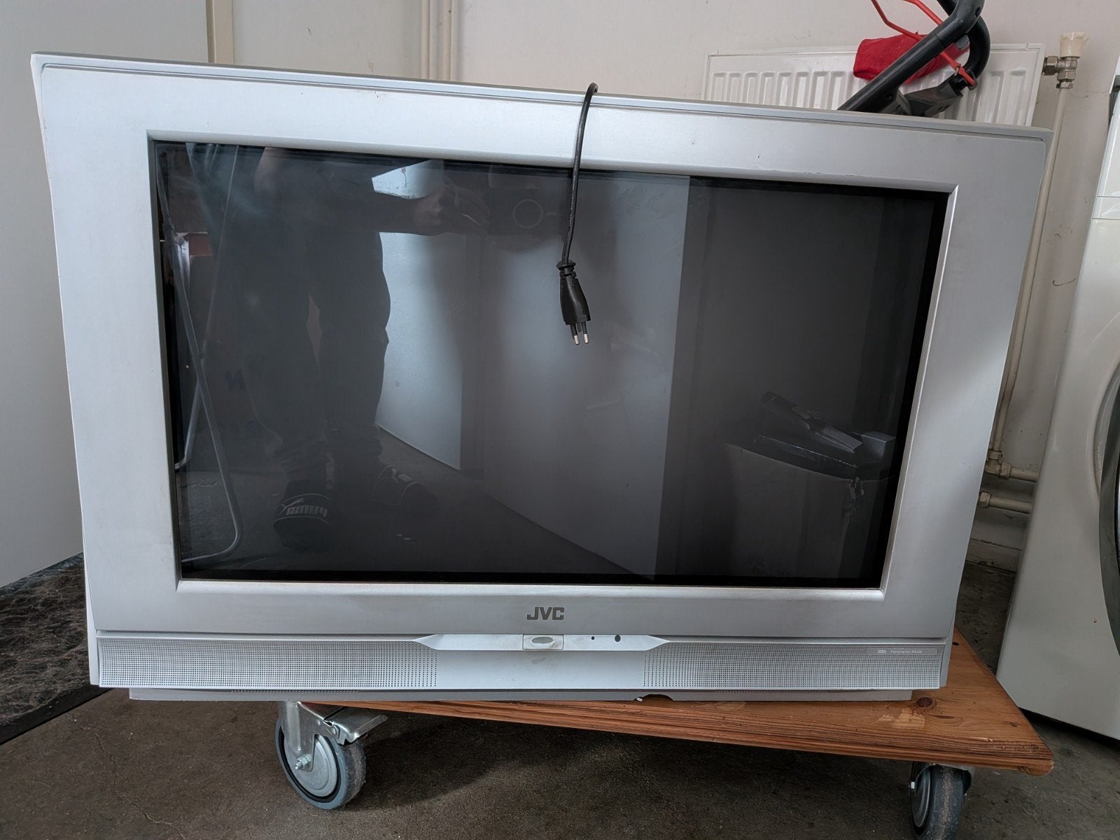 JVC AV-32H5SU CRT TV - 80 cm beelddiagonaal, Gebruikt, 50 Hz, 80 tot 100 cm, Ophalen