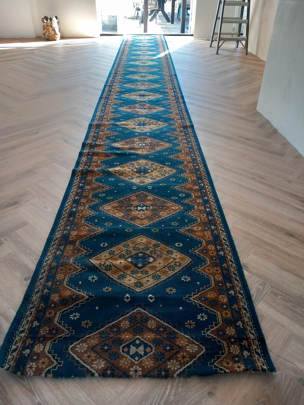 Lange blauw-bruine loper, 8 meter lang en 90 centimeter bree, Gebruikt, 200 cm of meer, Blauw, 50 tot 100 cm