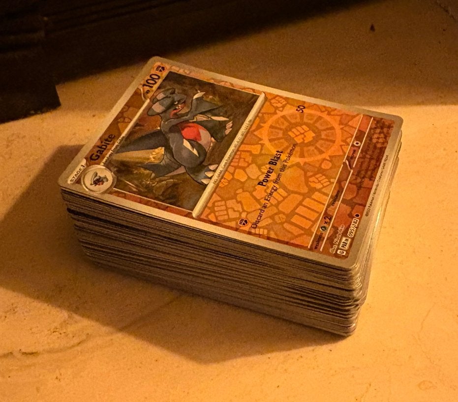 Bulk +/- 150 kaarten - Paradox Rift - Pokémon, Ophalen of Verzenden, Zo goed als nieuw, Meerdere kaarten