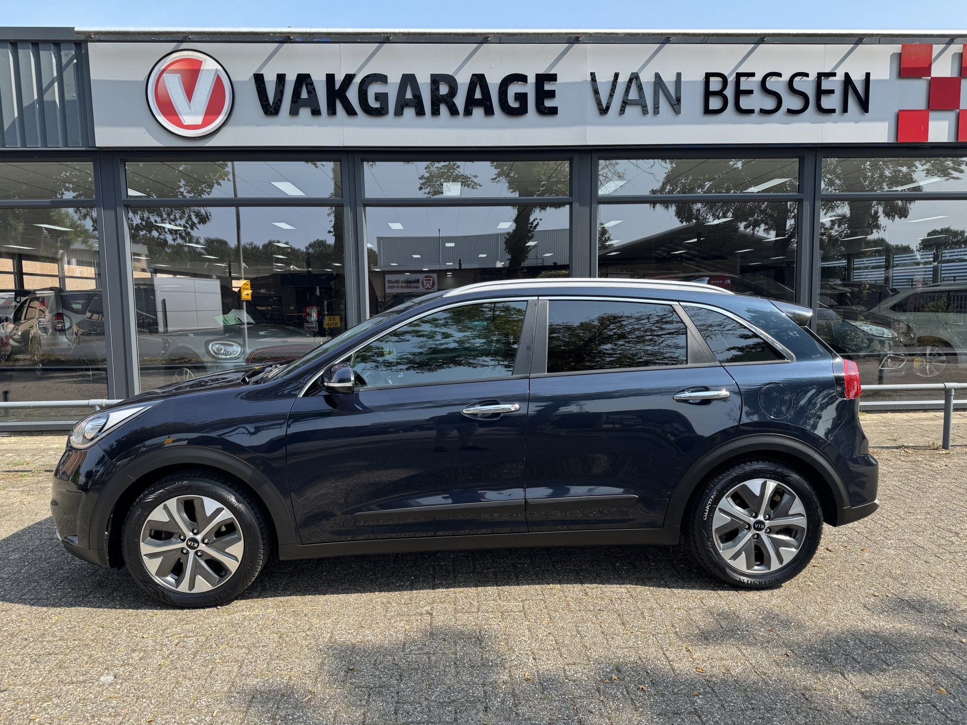 Kia Niro 1.6 GDi Hybrid DynamicLine AUTOMAAT-CLIMA-CAMERA-TR, Gebruikt, Euro 6, Blauw, Origineel Nederlands