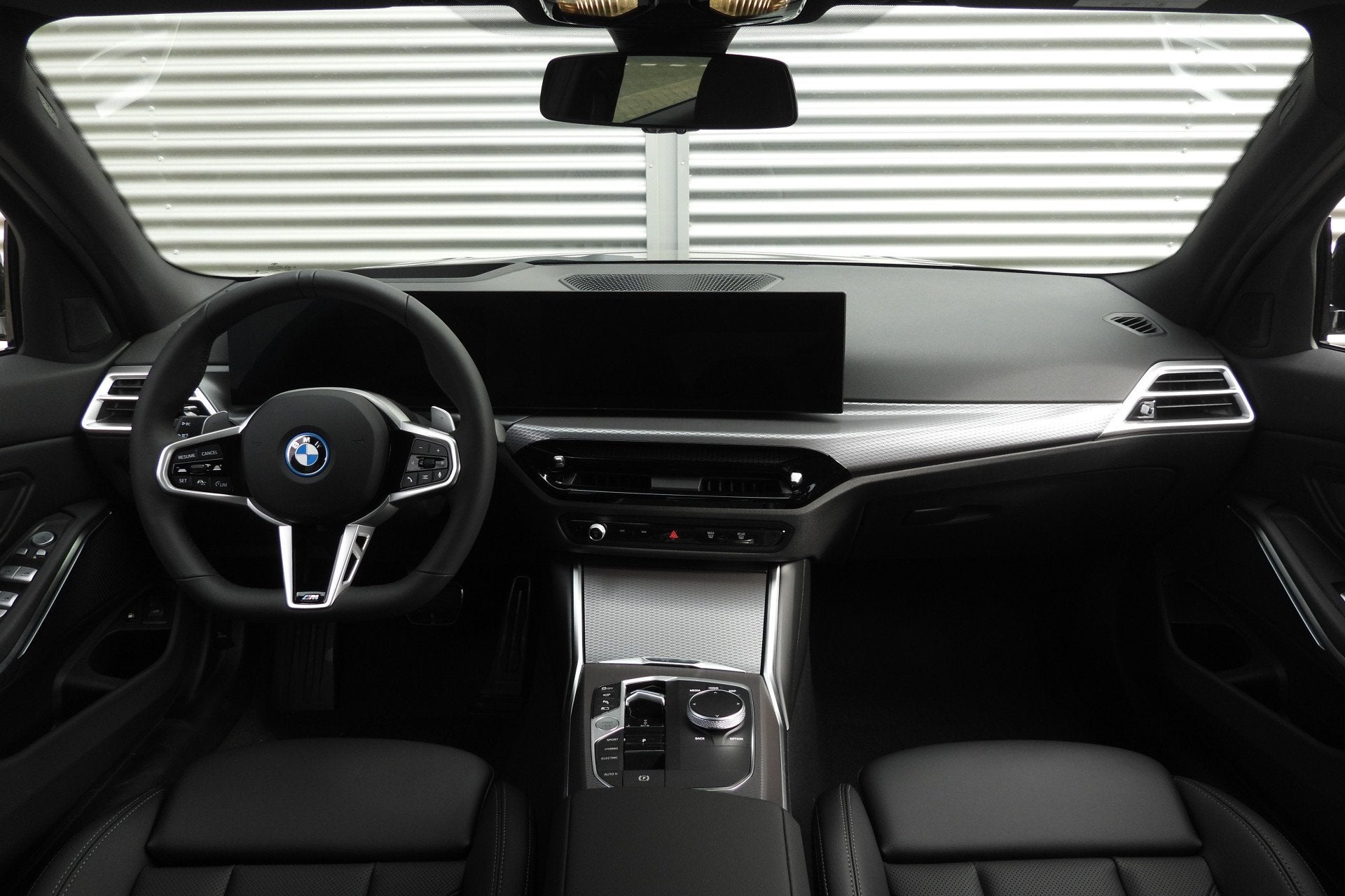 BMW 3 Serie 330e M Sport Automaat / Schuif-kanteldak / Trekh, Auto's, Automaat, 1998 cc, Achterwielaandrijving, Zwart